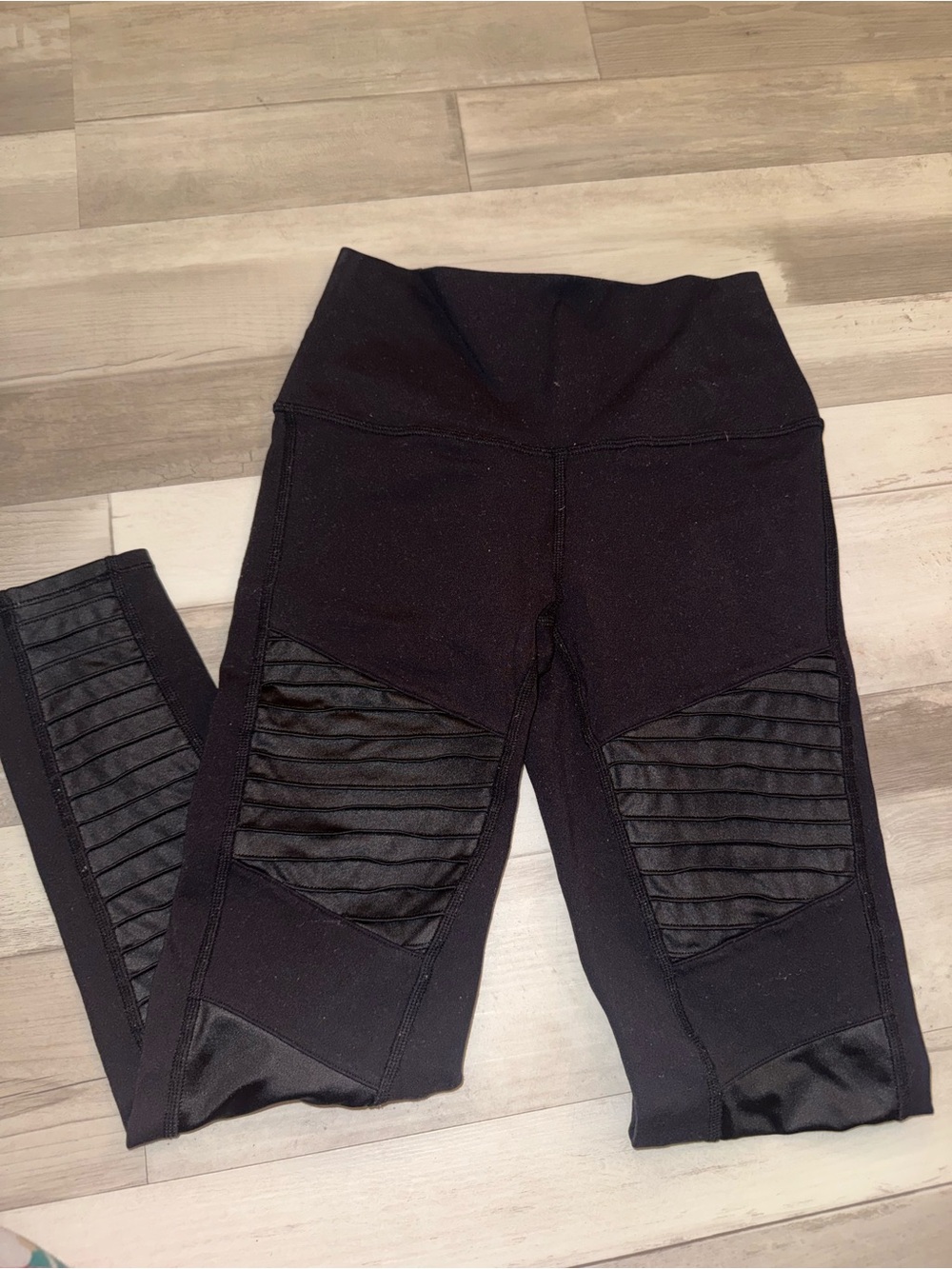 ALO Yoga Black Girls' Ribbed Moto-Panel Leggings